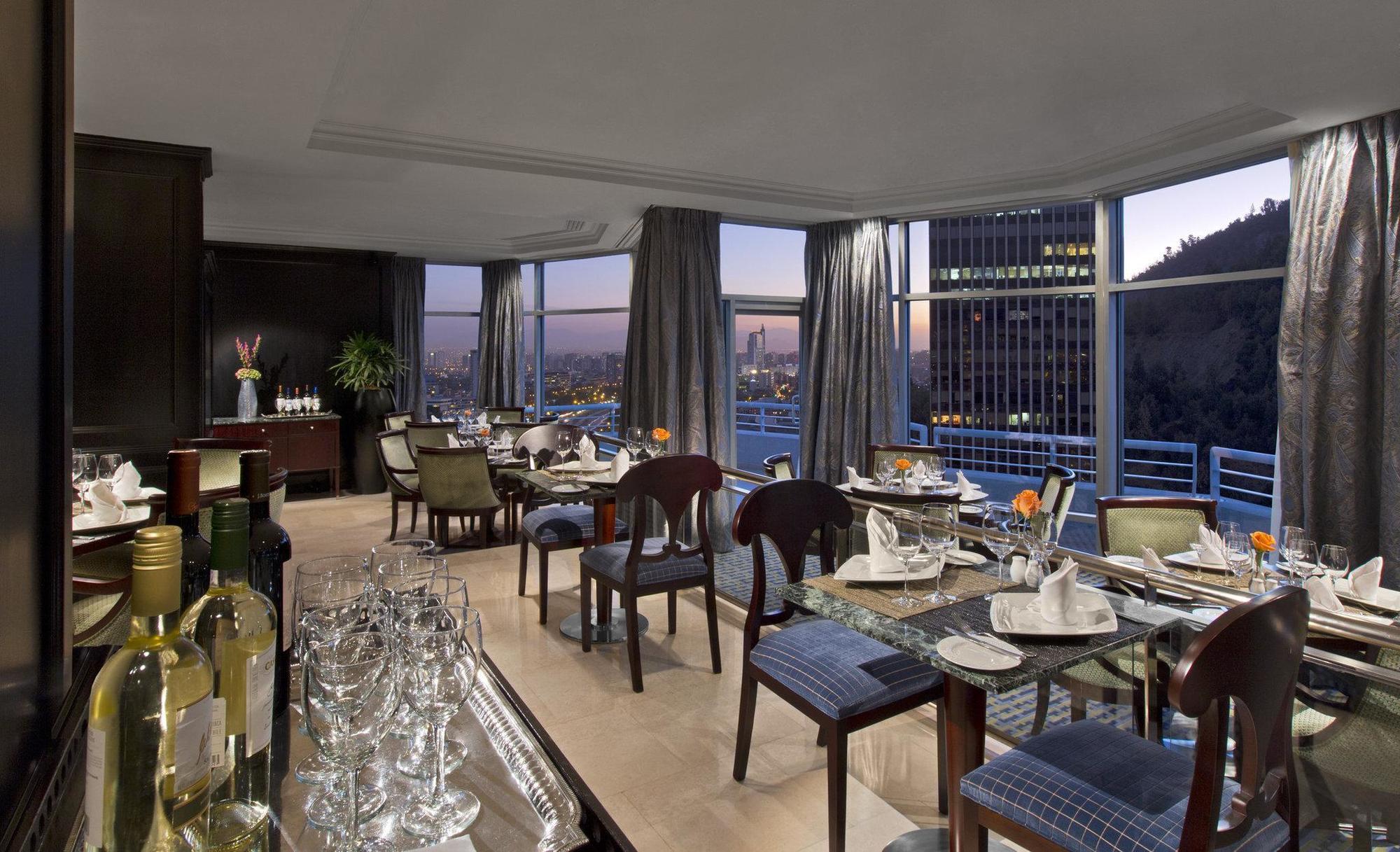San Cristobal Tower - A Luxury Collection Hotel Santiago Buitenkant foto