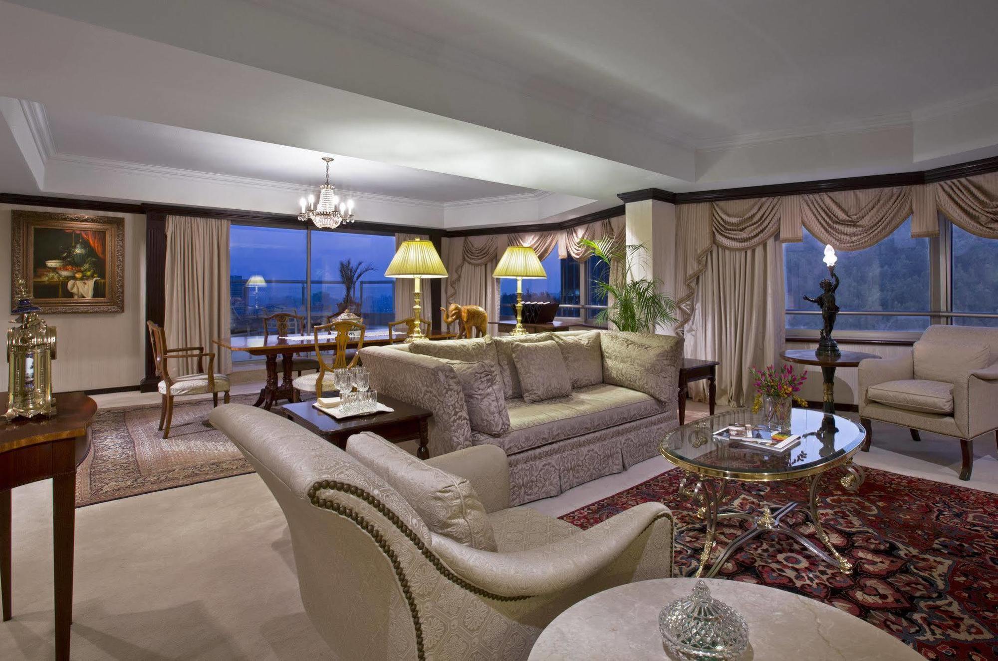 San Cristobal Tower - A Luxury Collection Hotel Santiago Buitenkant foto